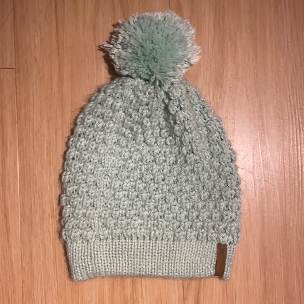 Minty green knit beenie